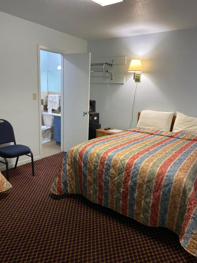 Regency Inn Comanche Екстериор снимка